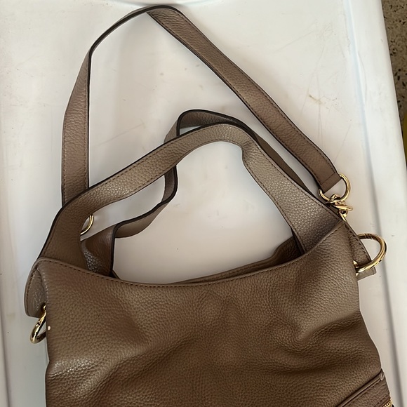 🎁 Michael Kors Leather Bag camel taupe gold chain hardware comes with gift - Picture 2 of 10